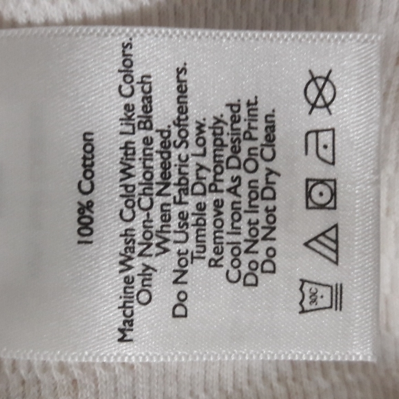 Eddie Bauer Top Size 2X White Gold Blue Print Long Sleeves Knit - Picture 6 of 8